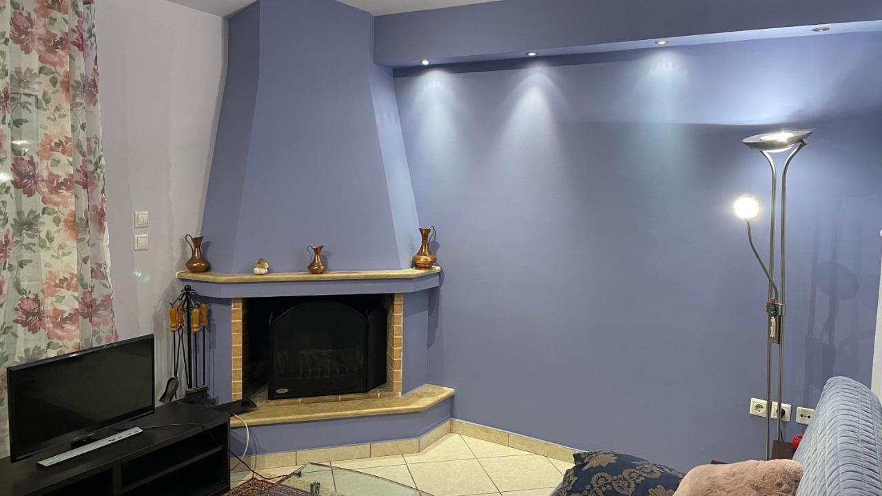 Awesome Home 3' From Metro Athena Bagian luar foto