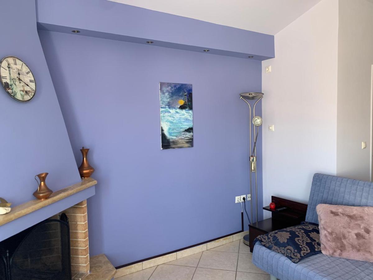 Awesome Home 3' From Metro Athena Bagian luar foto