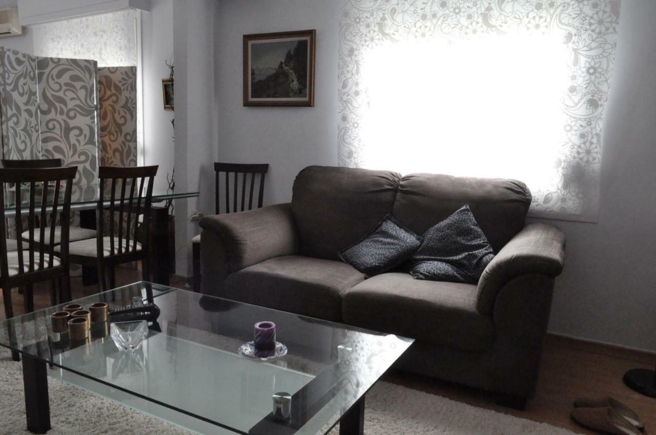 Awesome Home 3' From Metro Athena Bagian luar foto