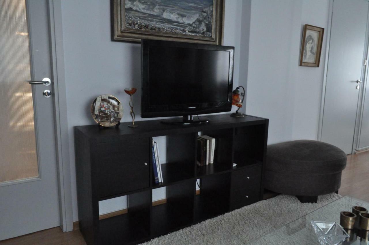 Awesome Home 3' From Metro Athena Bagian luar foto
