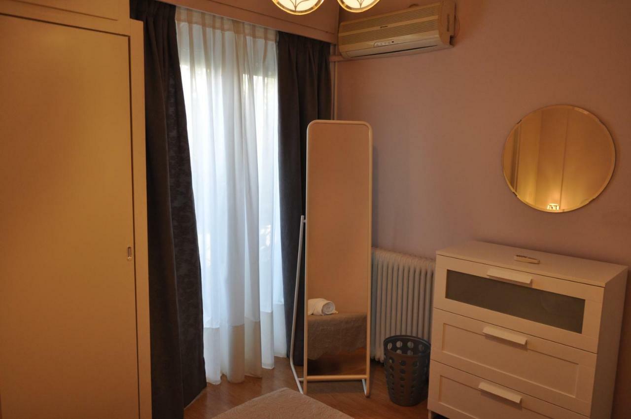Awesome Home 3' From Metro Athena Bagian luar foto